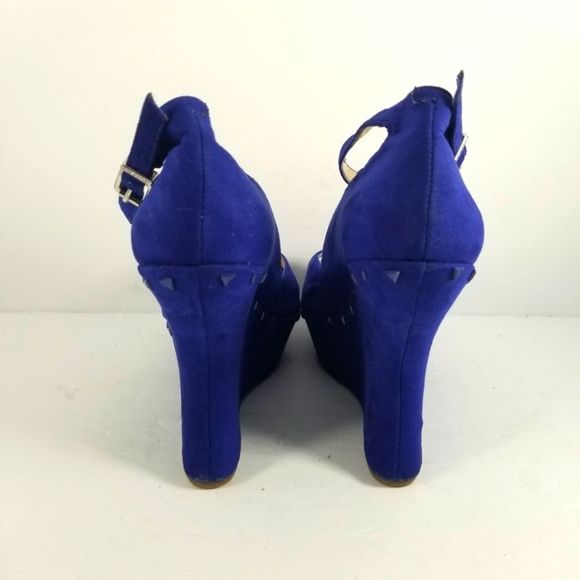 Gianni Bini Royal Blue Platforms Size 9M. S708 - Picture 4 of 8